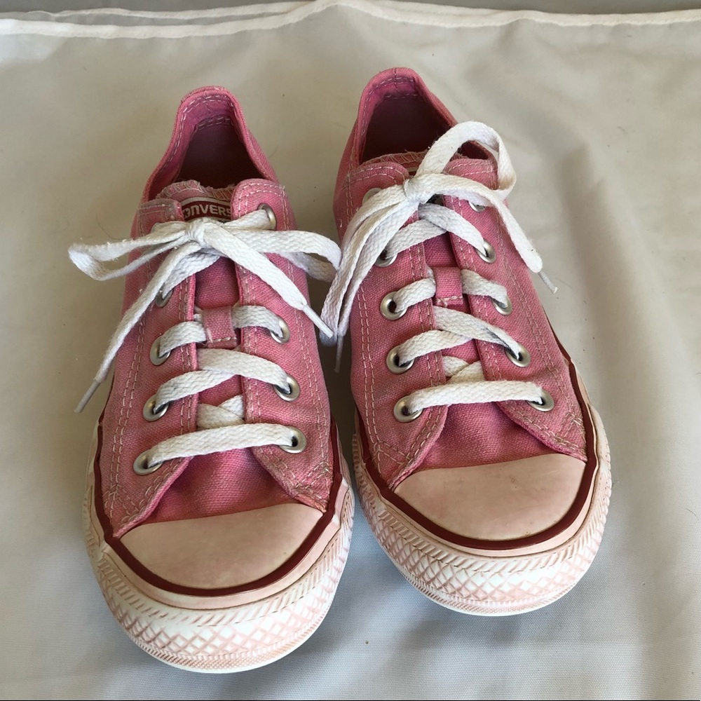 Pink All-Star Converse